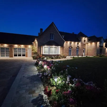 住宿加早餐酒店 La Charmeraie 3*