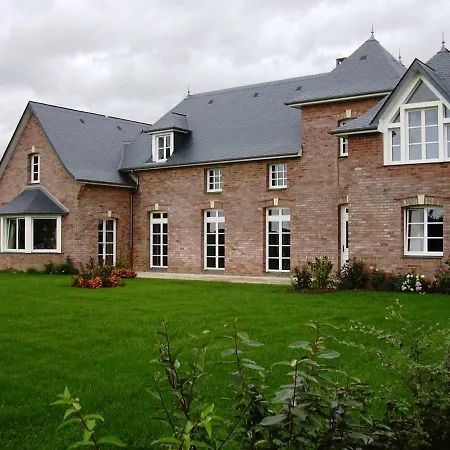 La Charmeraie Arrest